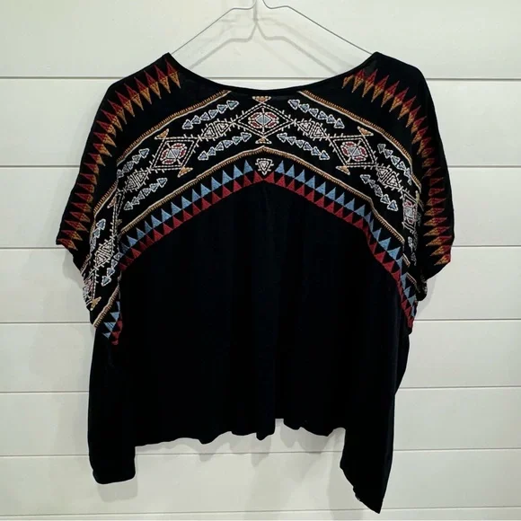 Johnny Was Embroidered Size Medium Blouse - Picture 2 of 3
